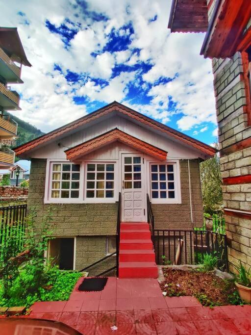 Aroma Taru Villa / Cottage ,Manali Екстер'єр фото